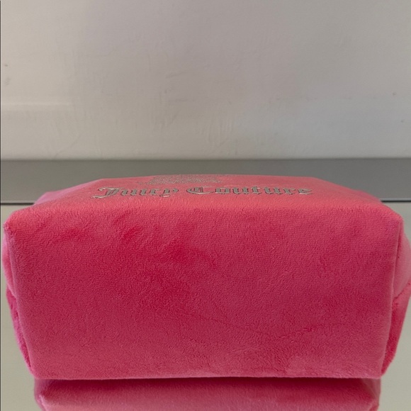 🆕 JUICY COUTURE Velour Makeup Bag Rhinestones Large Cosmetic Clutch NWOT Pink - Picture 5 of 11